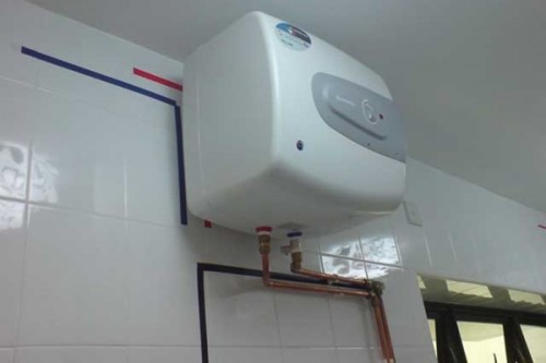 vệ sinh máy nước nóng